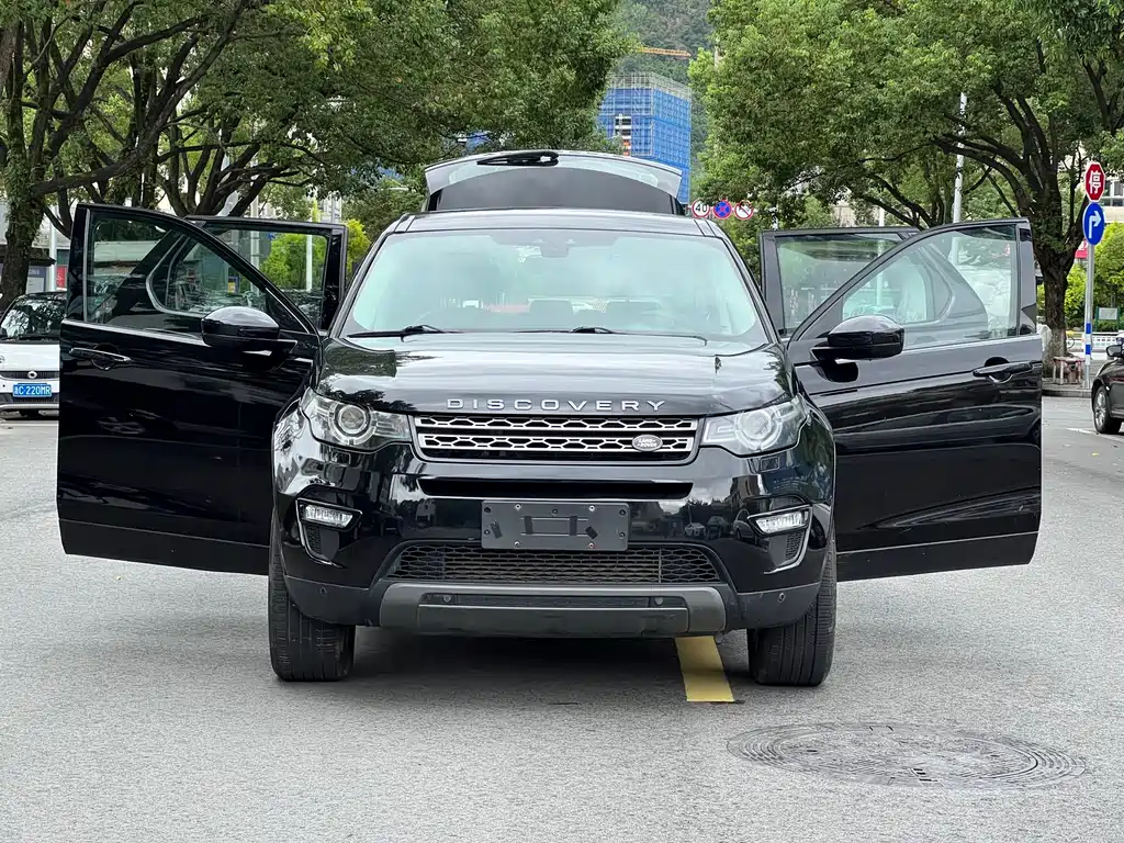 Land Rover Discovery Sport — миниатюра 9