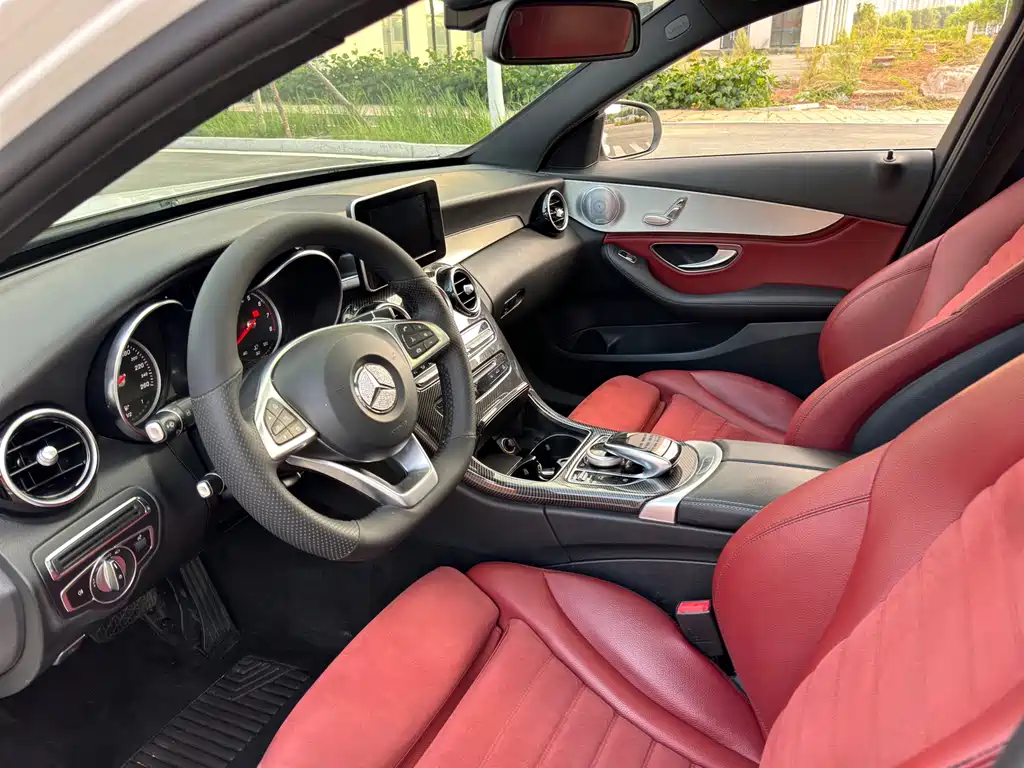 Mercedes-Benz C-Class — миниатюра 4