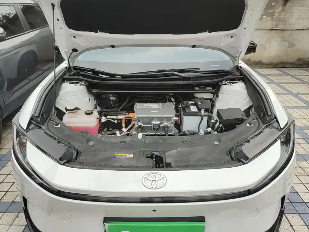 Toyota bZ5 — миниатюра 20