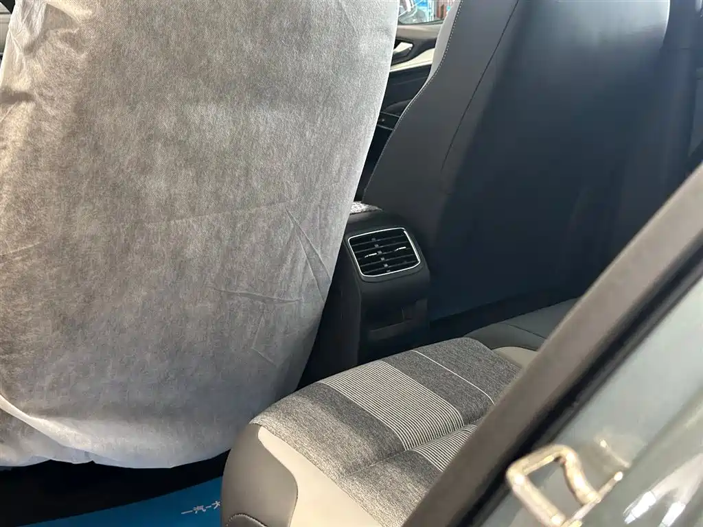 VOLKSWAGEN ID.4 CROZZ