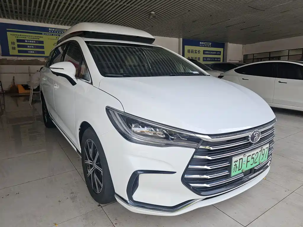 BYD MAX New Energy — миниатюра 3