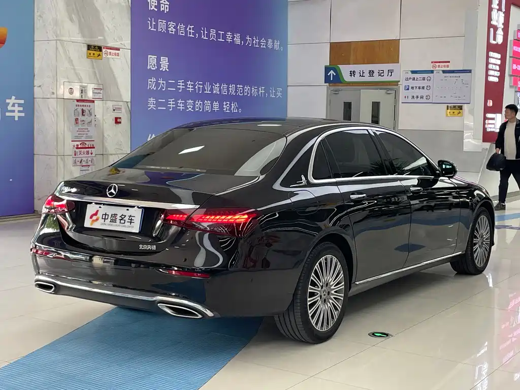 Mercedes-Benz E-Class E 2023 E 300 L Fashion