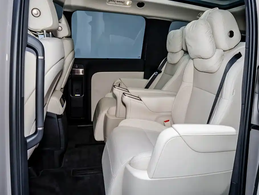 Li Auto Li MEGA — миниатюра 10