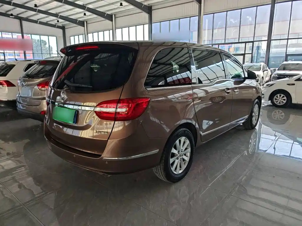 Buick GL8 — миниатюра 7