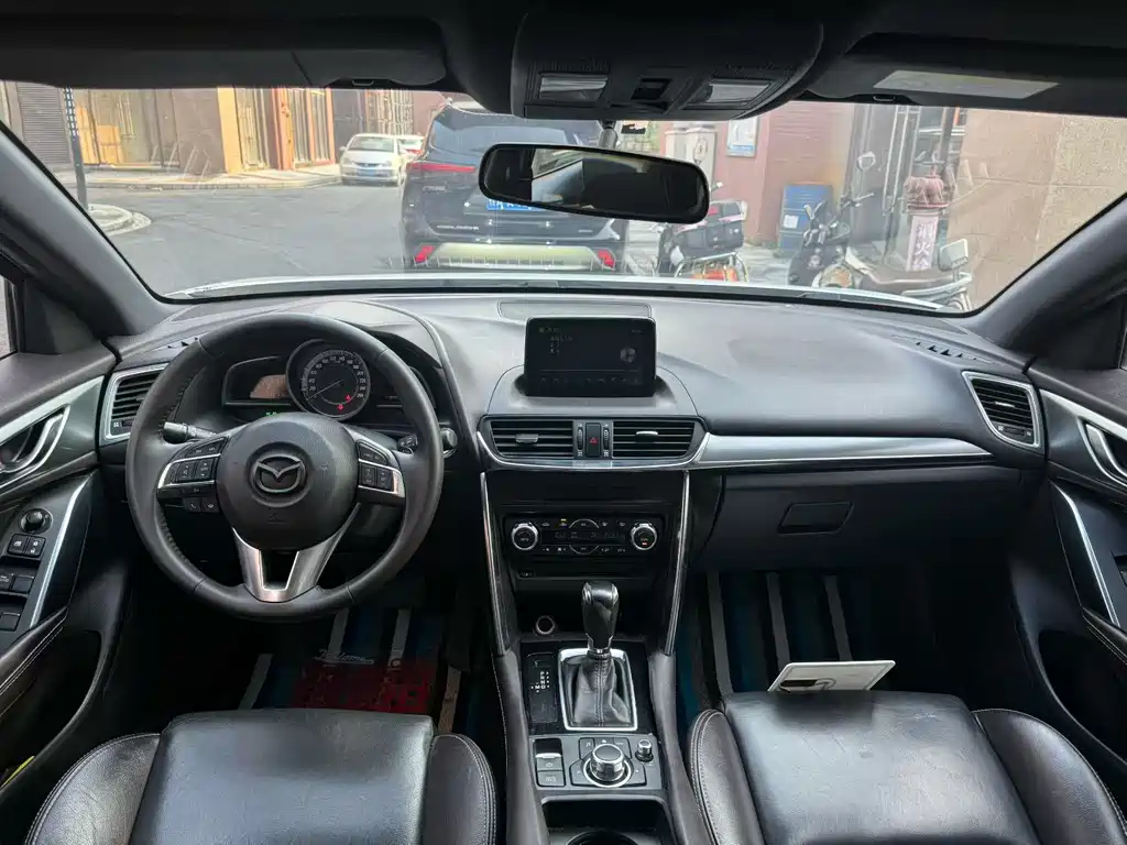 Mazda CX-4 — миниатюра 9
