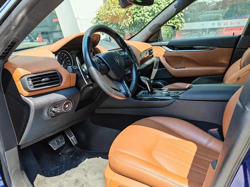 Maserati Levante — миниатюра 4