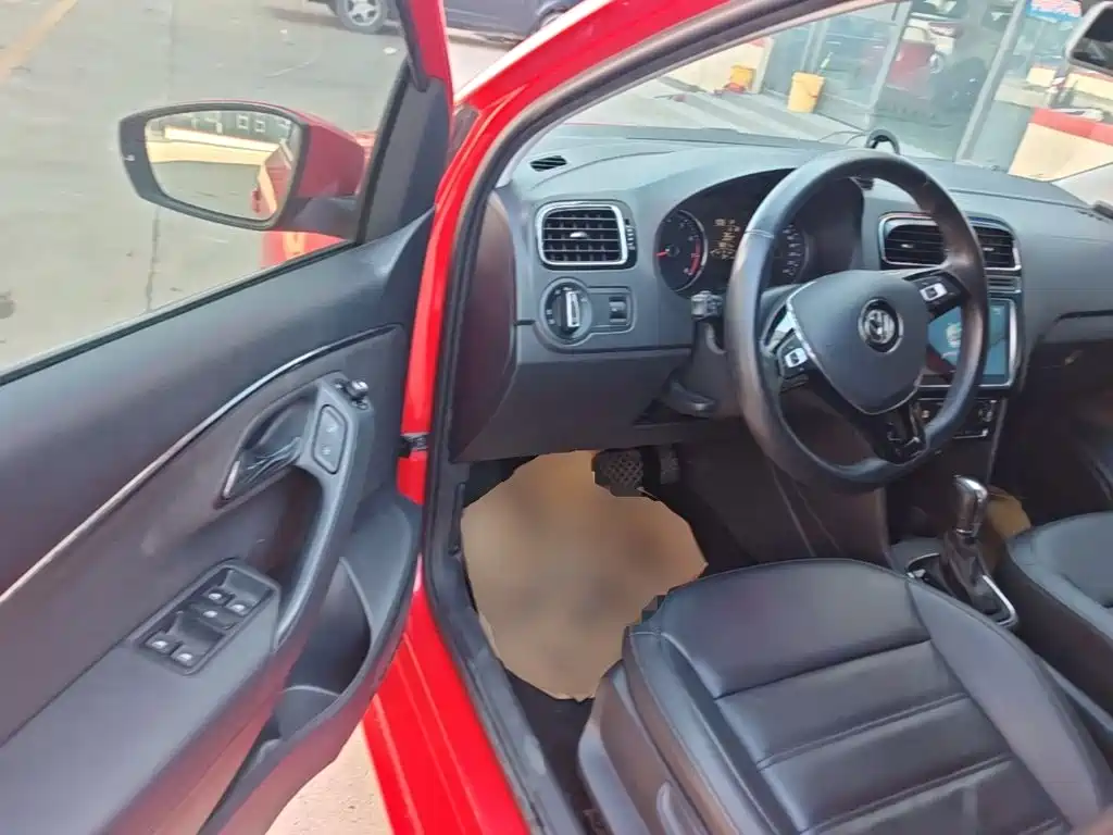 Volkswagen Polo — миниатюра 16