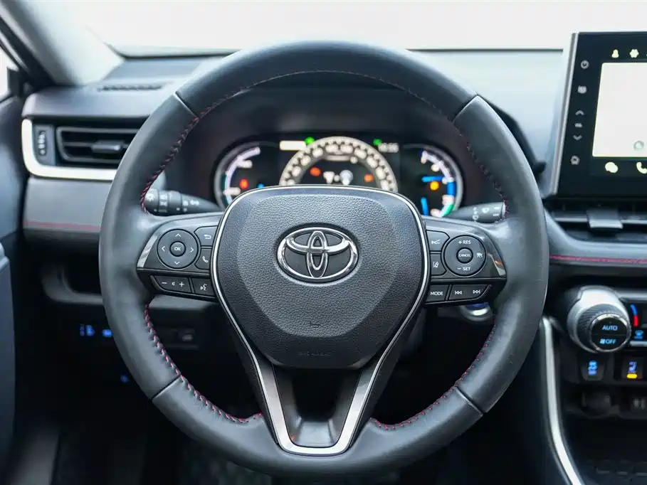 Toyota Wildlander New Energy — миниатюра 11