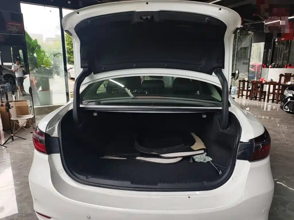 Mazda Atenza — миниатюра 19