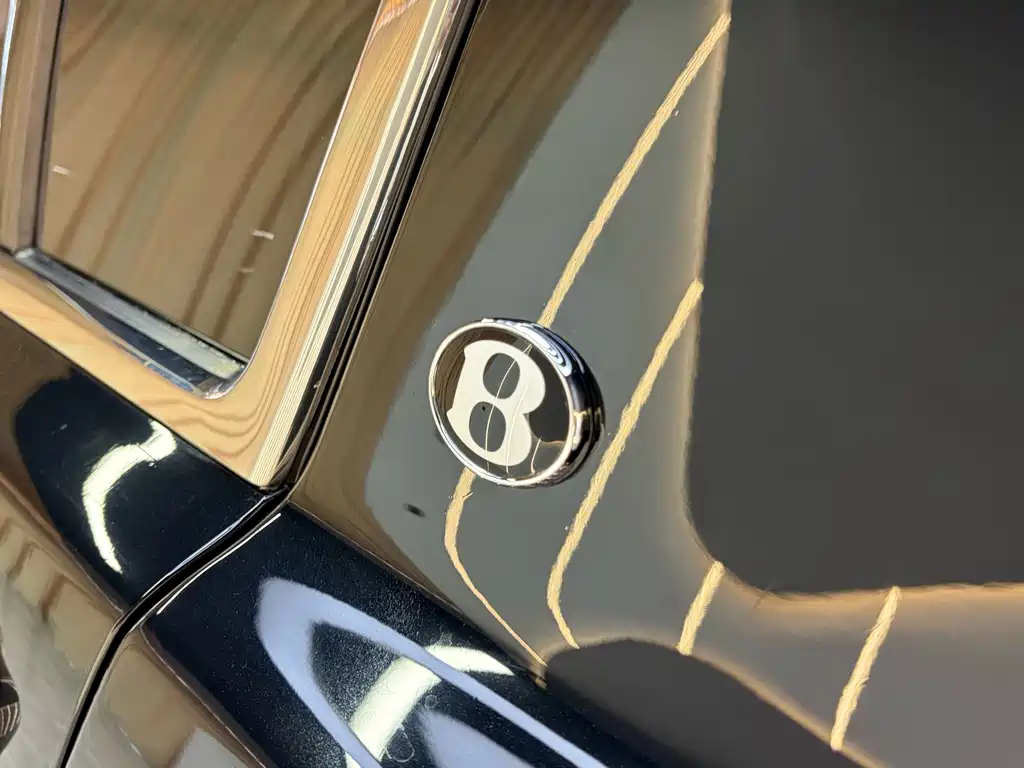 Bentley Flying Spur — миниатюра 14