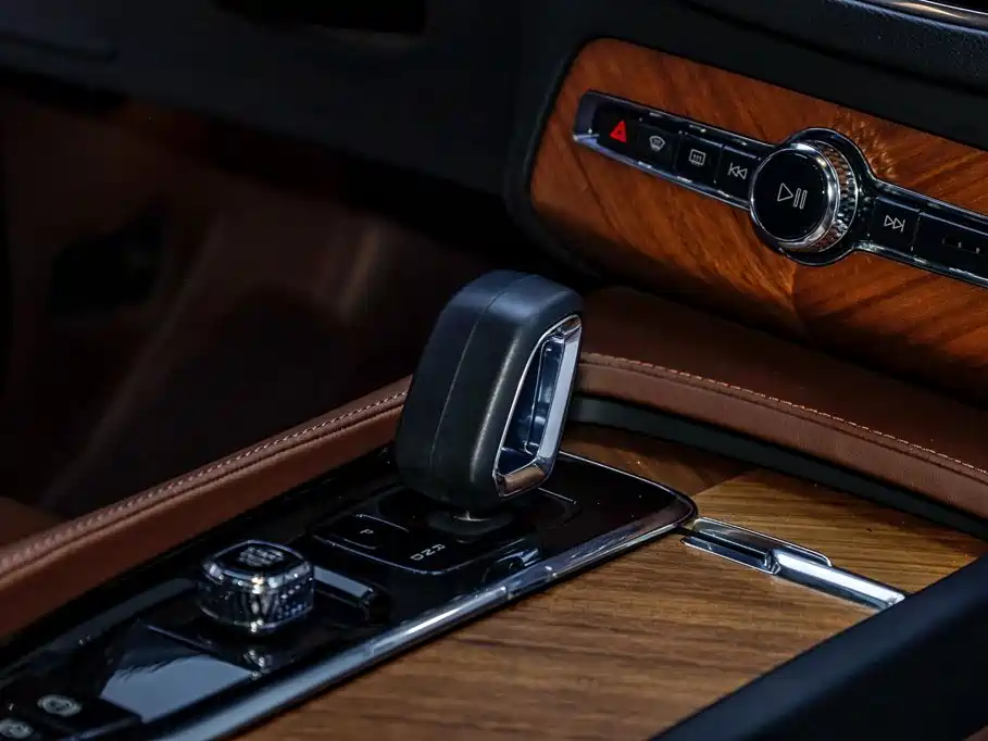 Volvo XC90 — миниатюра 14