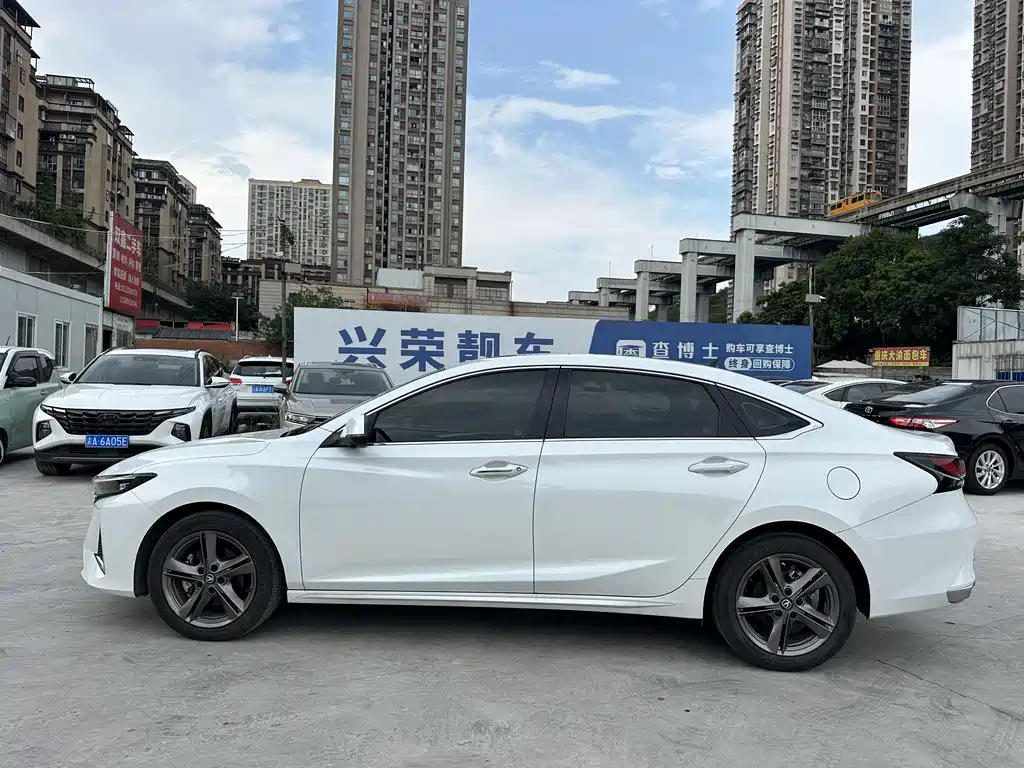 Changan Ruicheng PLUS — миниатюра 4