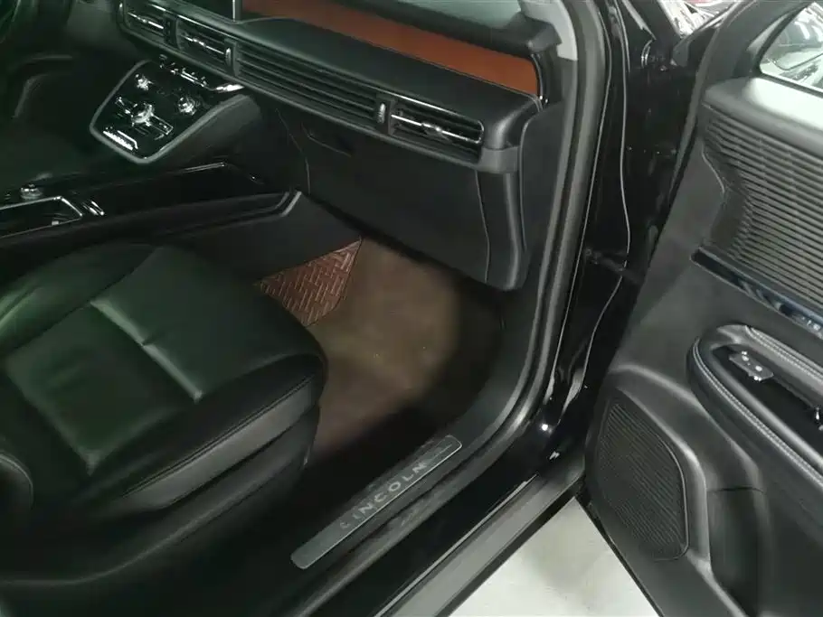 Lincoln Corsair 2021 2.0T