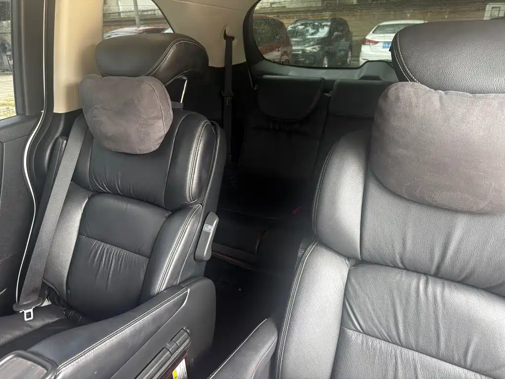 Honda Elysion — миниатюра 14