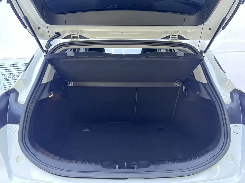 Geely Emgrand S — миниатюра 17