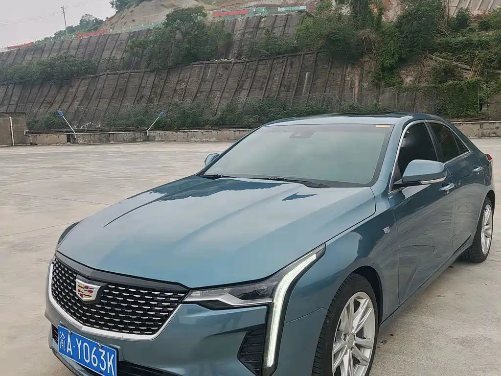 Cadillac CT4