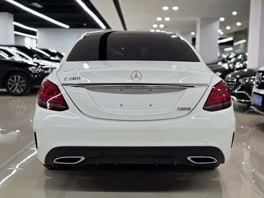 Mercedes-Benz C-Class — миниатюра 4