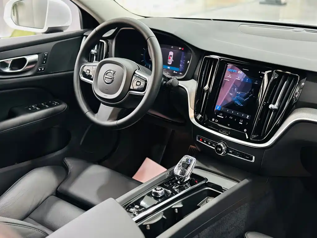 Volvo S60 — миниатюра 15
