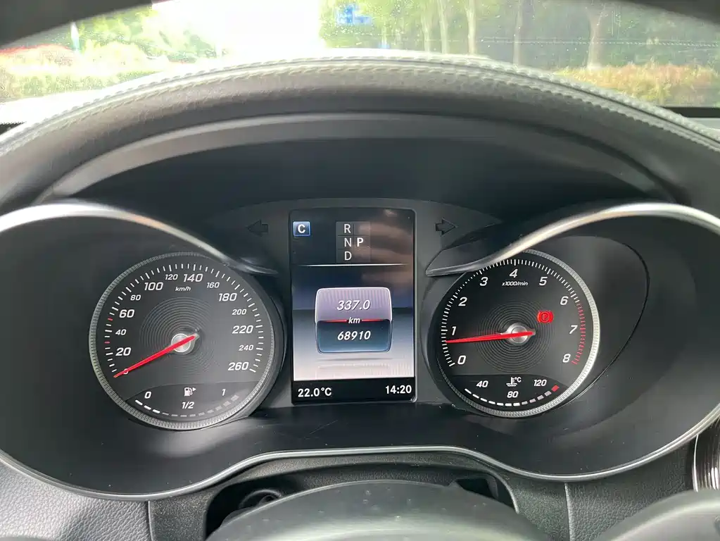 Mercedes-Benz GLC 2019 GLC 260 4MATIC SUV