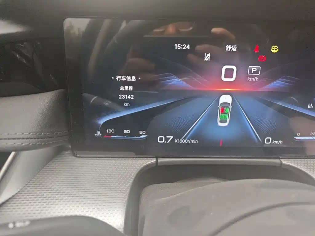 Hongqi Hongqi H5 — миниатюра 8