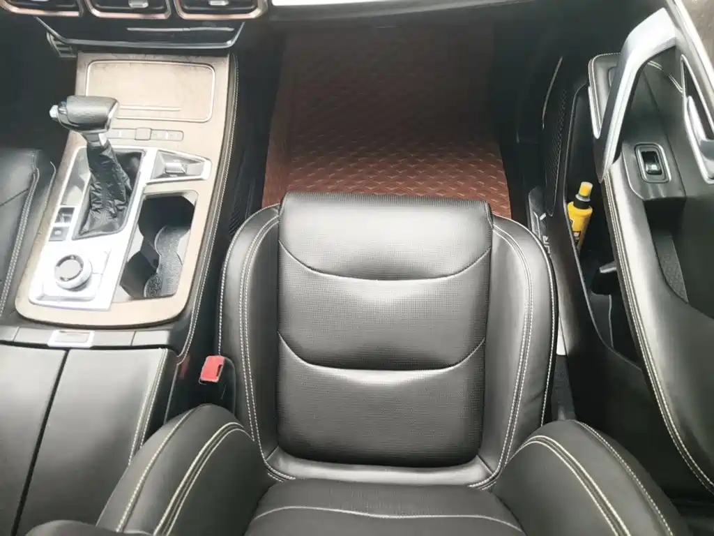 JETOUR X70 PLUS 2021 1.6T DCT 7 мест