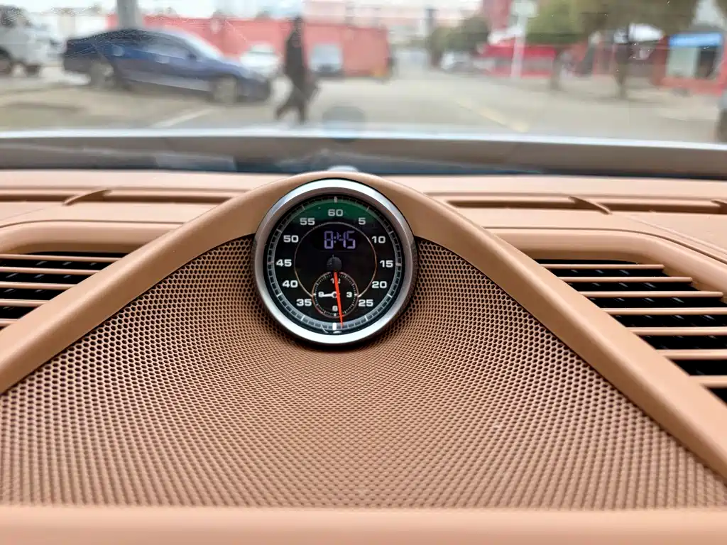 Porsche Panamera — миниатюра 10