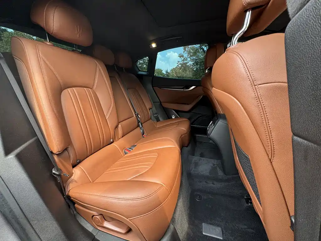 Maserati Levante — миниатюра 8