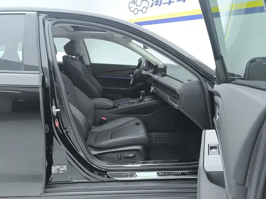 Honda Accord — миниатюра 8