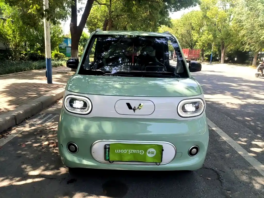 Wuling MINIEV — миниатюра 3