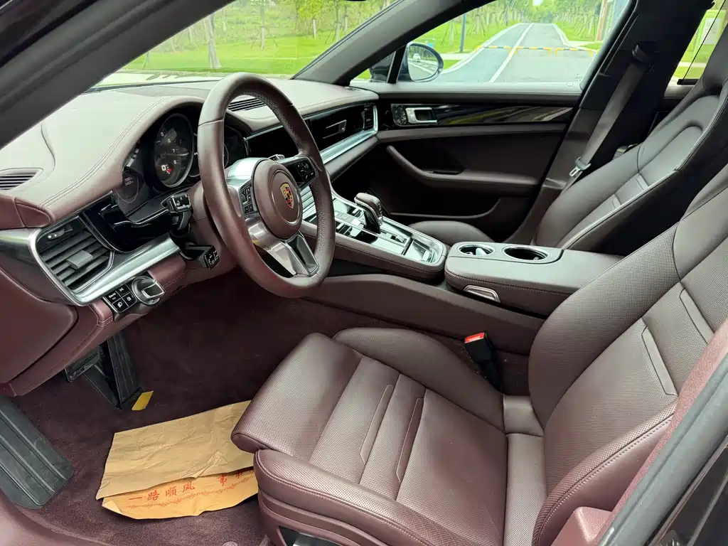 Porsche Panamera — миниатюра 4