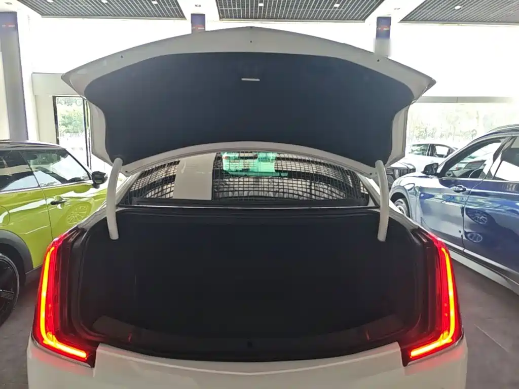 Cadillac XTS — миниатюра 19