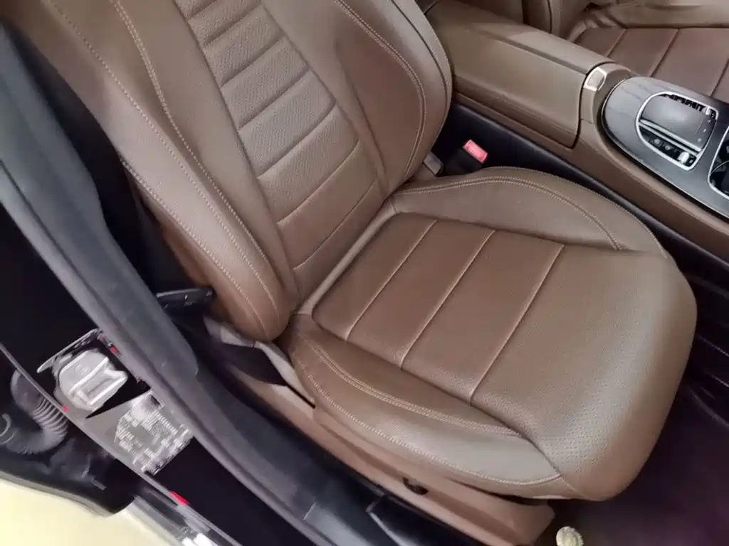 Mercedes-Benz E-Class — миниатюра 25