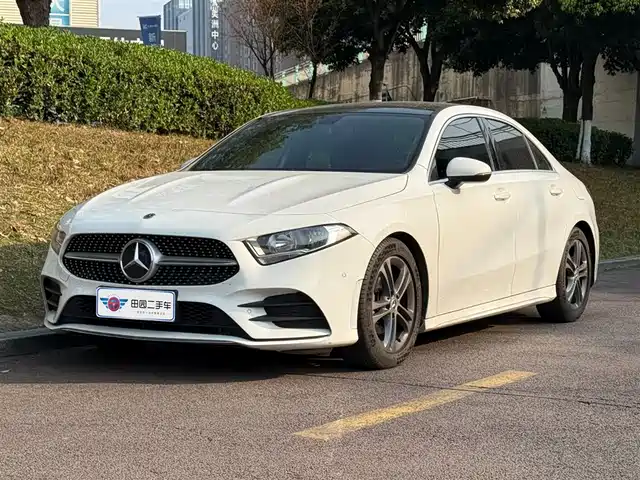 MERCEDES-BENZ A CLASS