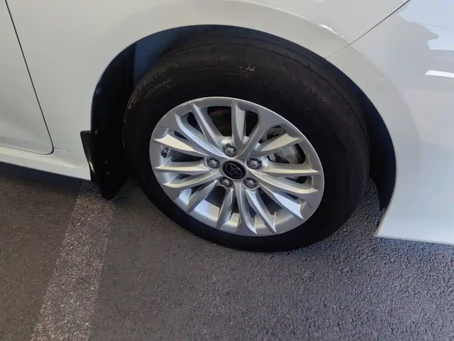 Toyota Allion — миниатюра 6