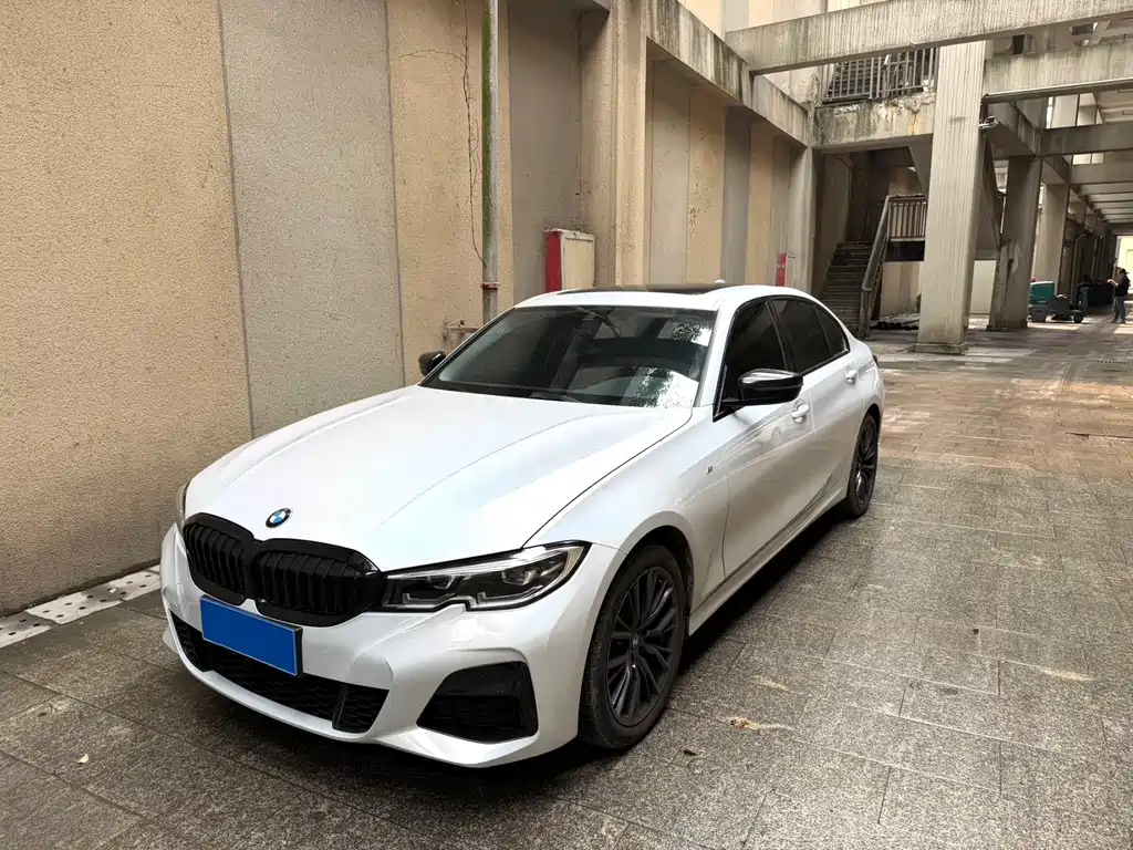 BMW 3 Series 2022