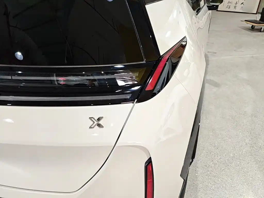 Zeekr X 2025 мест