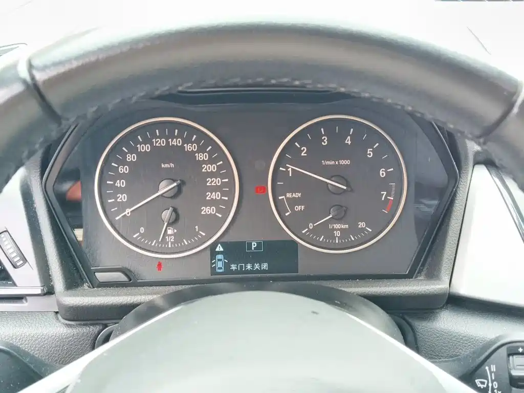 BMW 2 Series Active Tourer — миниатюра 12