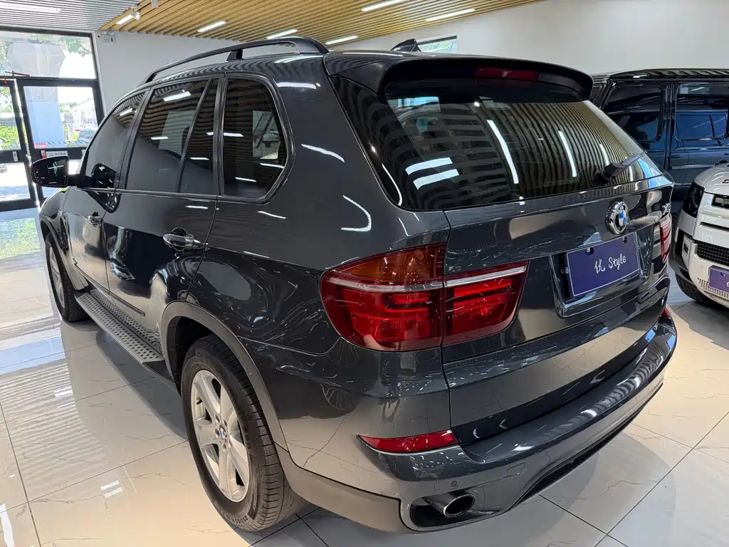 BMW X5 (Import) — миниатюра 18
