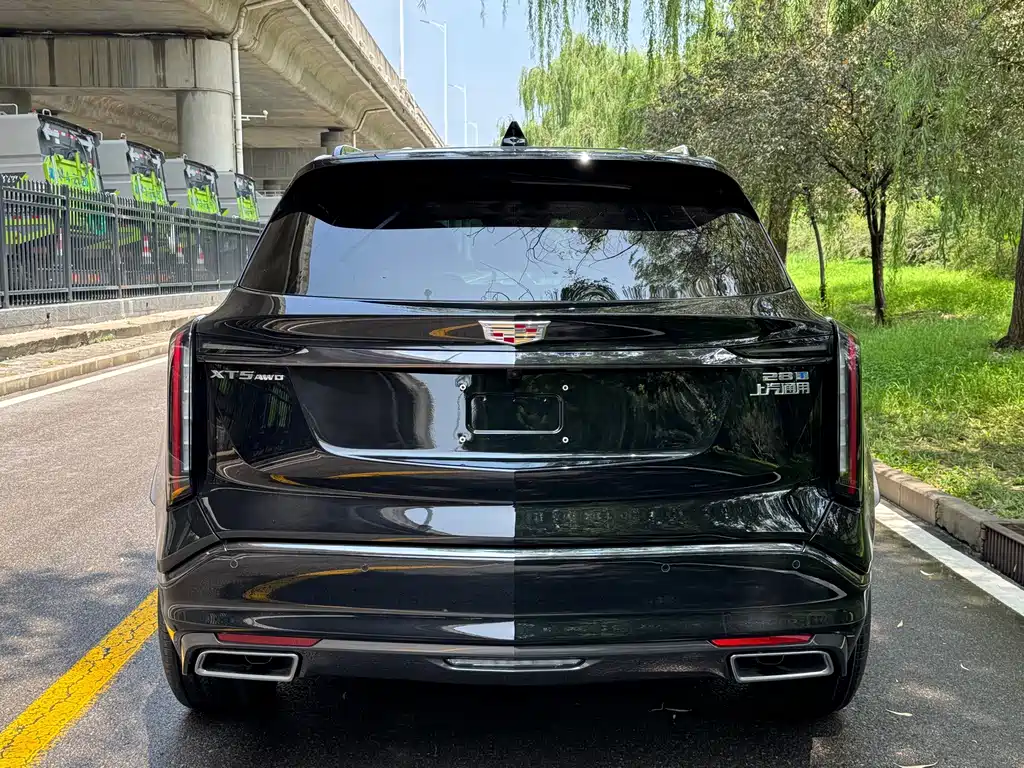 Cadillac XT5 — миниатюра 6