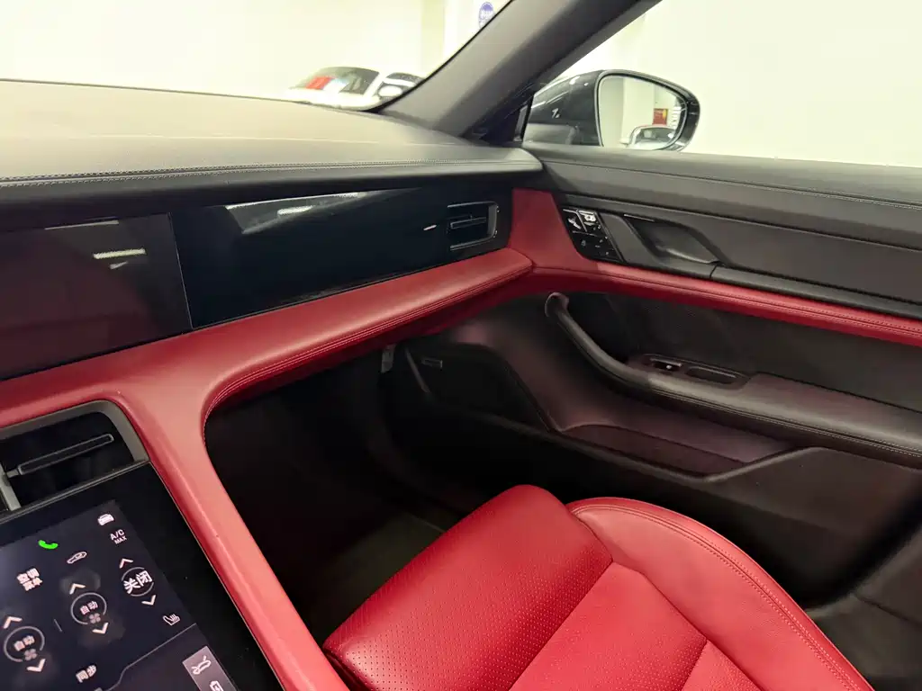 Porsche Taycan — миниатюра 15