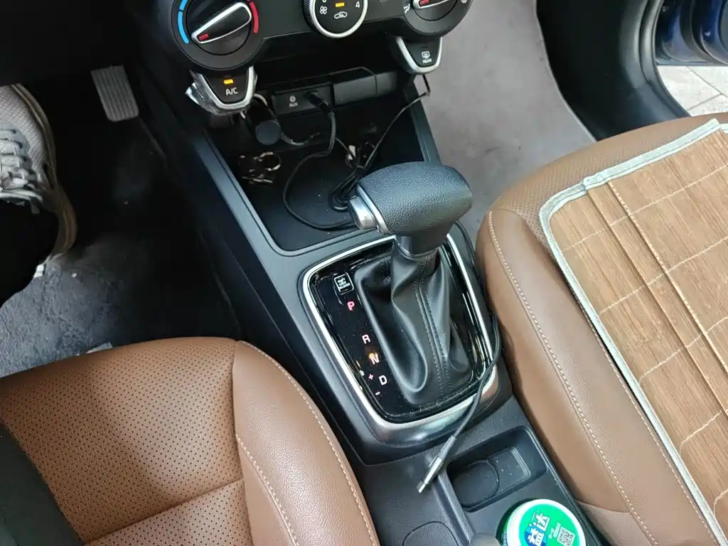 Kia KX Cross — миниатюра 10