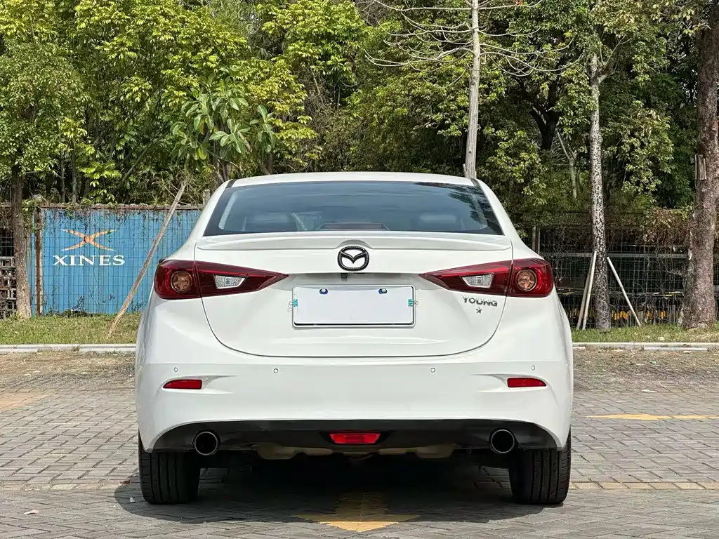 MAZDA 3 ANGKESAILA