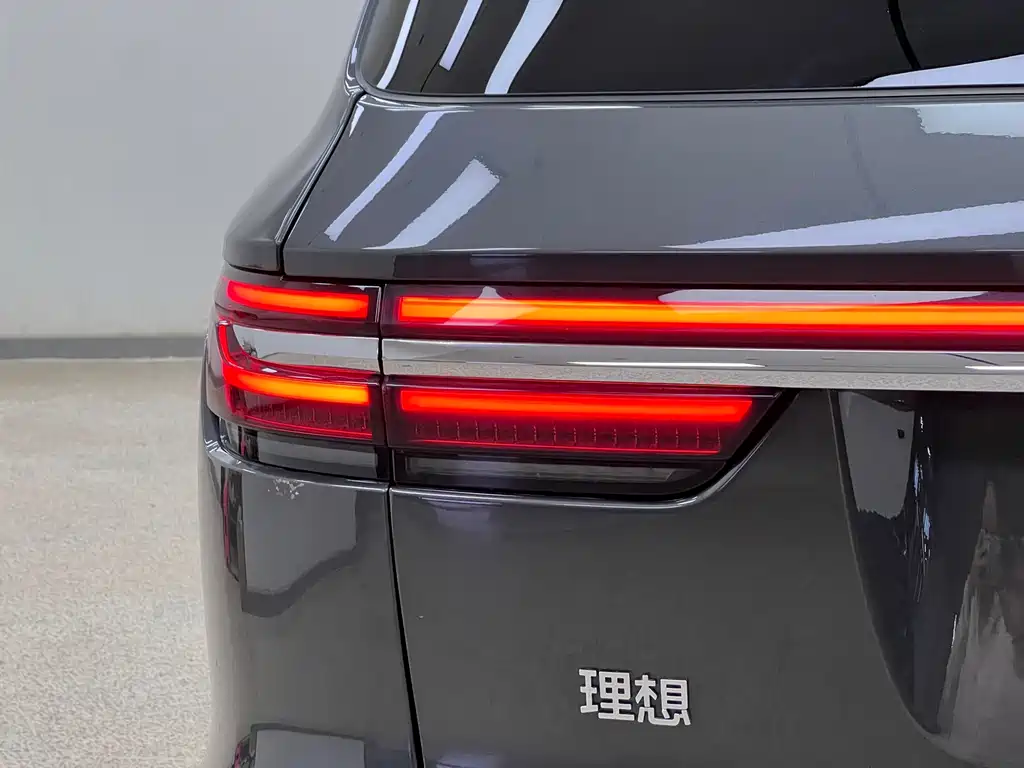Li Auto Li ONE — миниатюра 11