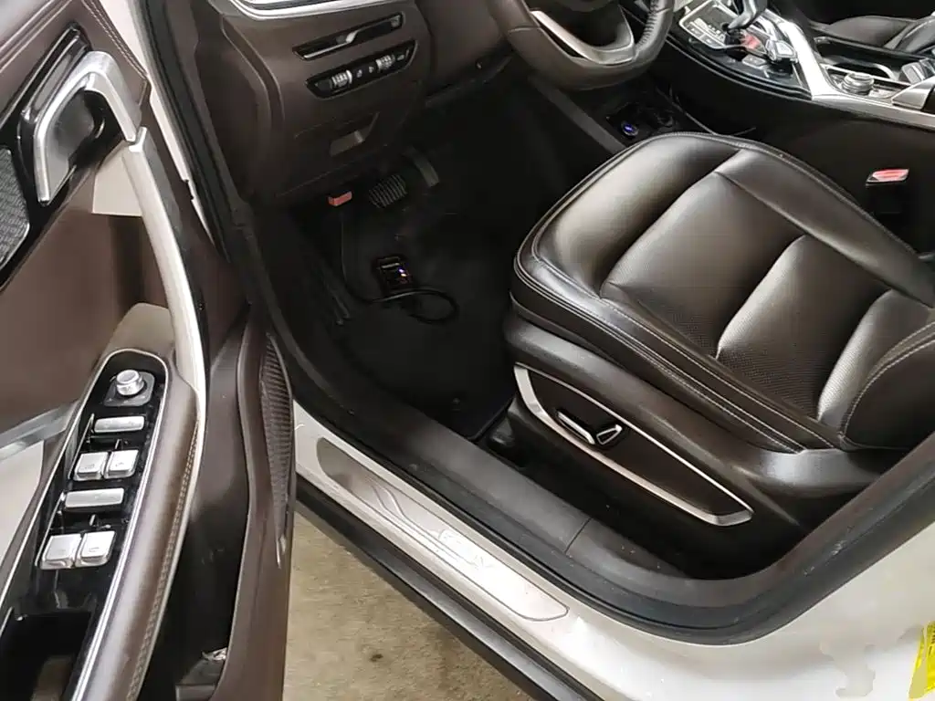 Geely Jia Ji — миниатюра 16