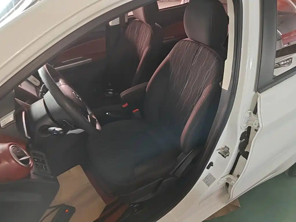 Changan BenBen — миниатюра 15