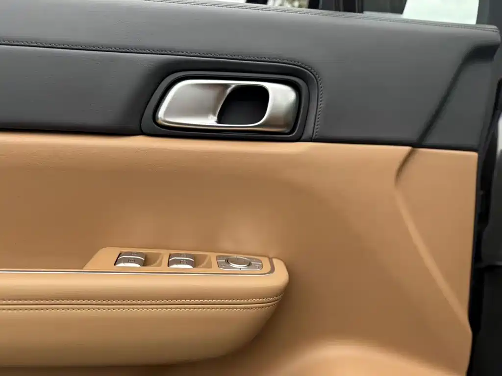Li Auto Li ONE — миниатюра 13