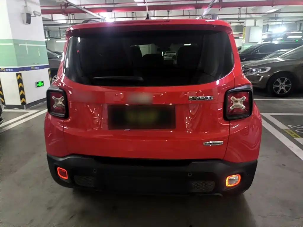 Jeep Renegade — миниатюра 6
