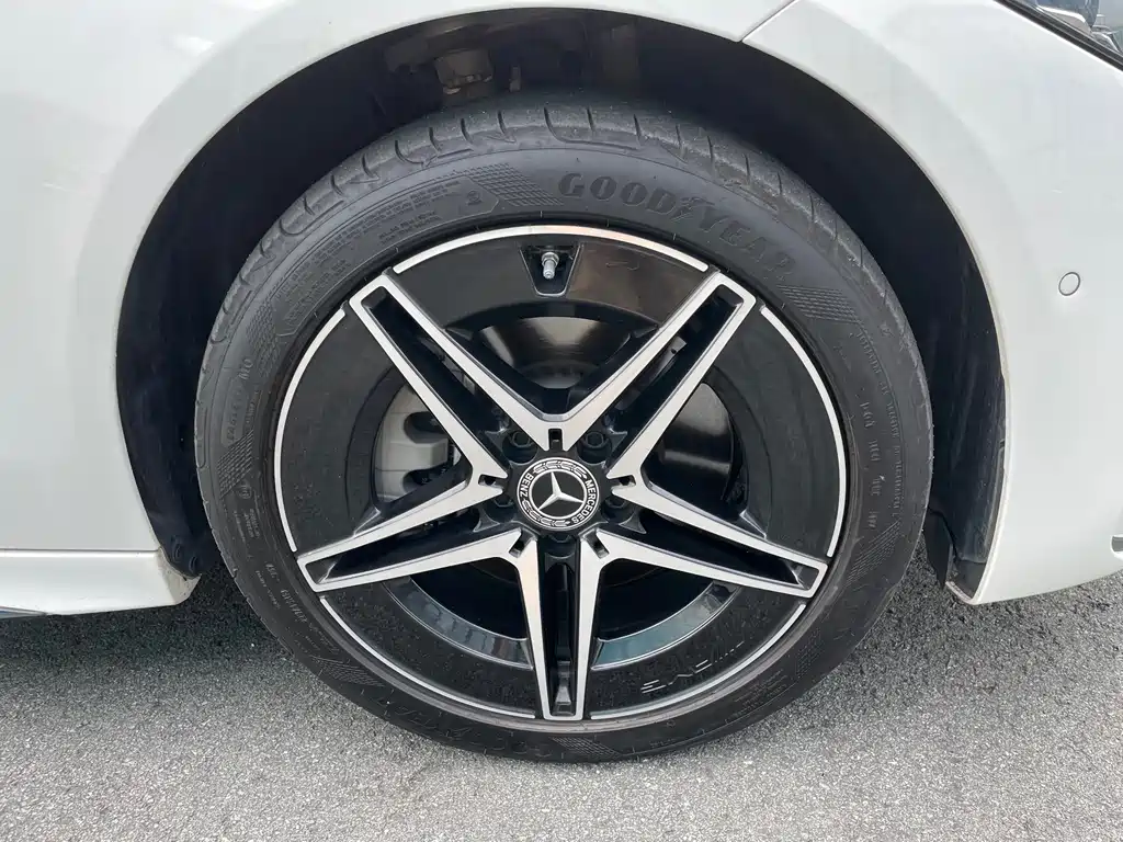 Mercedes-Benz C-Class — миниатюра 22