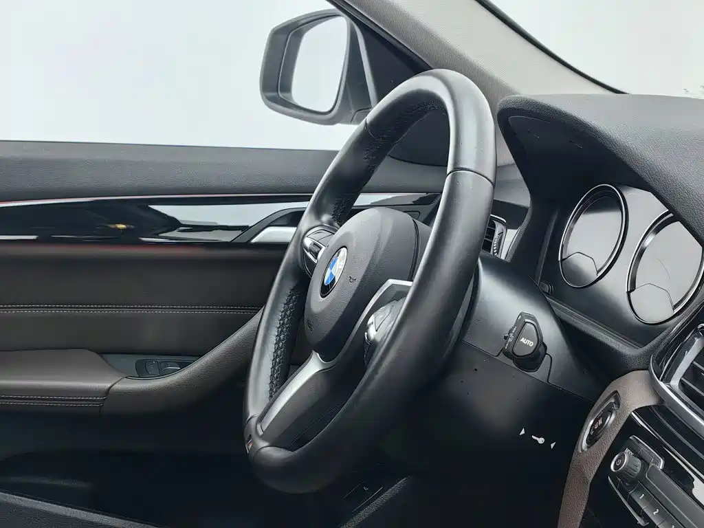 BMW X1 — миниатюра 22