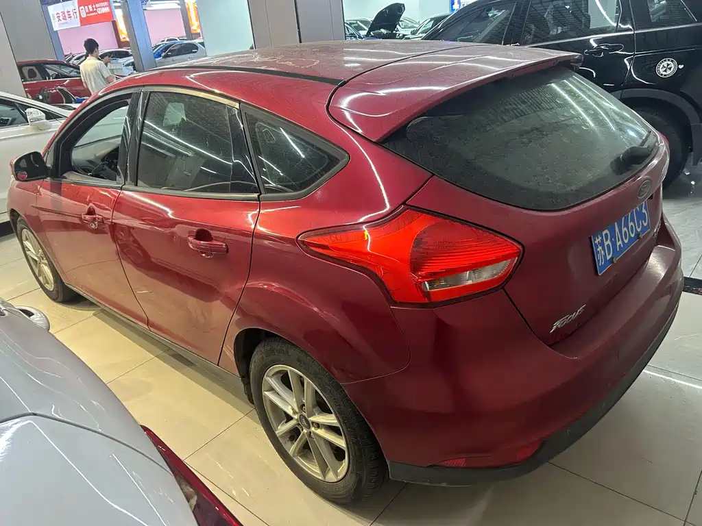 Ford Focus — миниатюра 4
